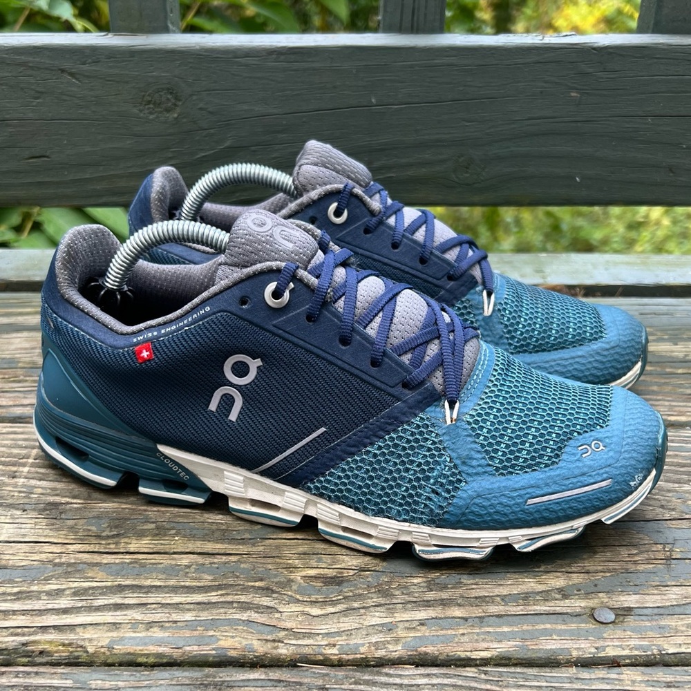 On Cloud Cloudflyer Running Shoes Sneakers Navy Blue Women’s Size 8.5